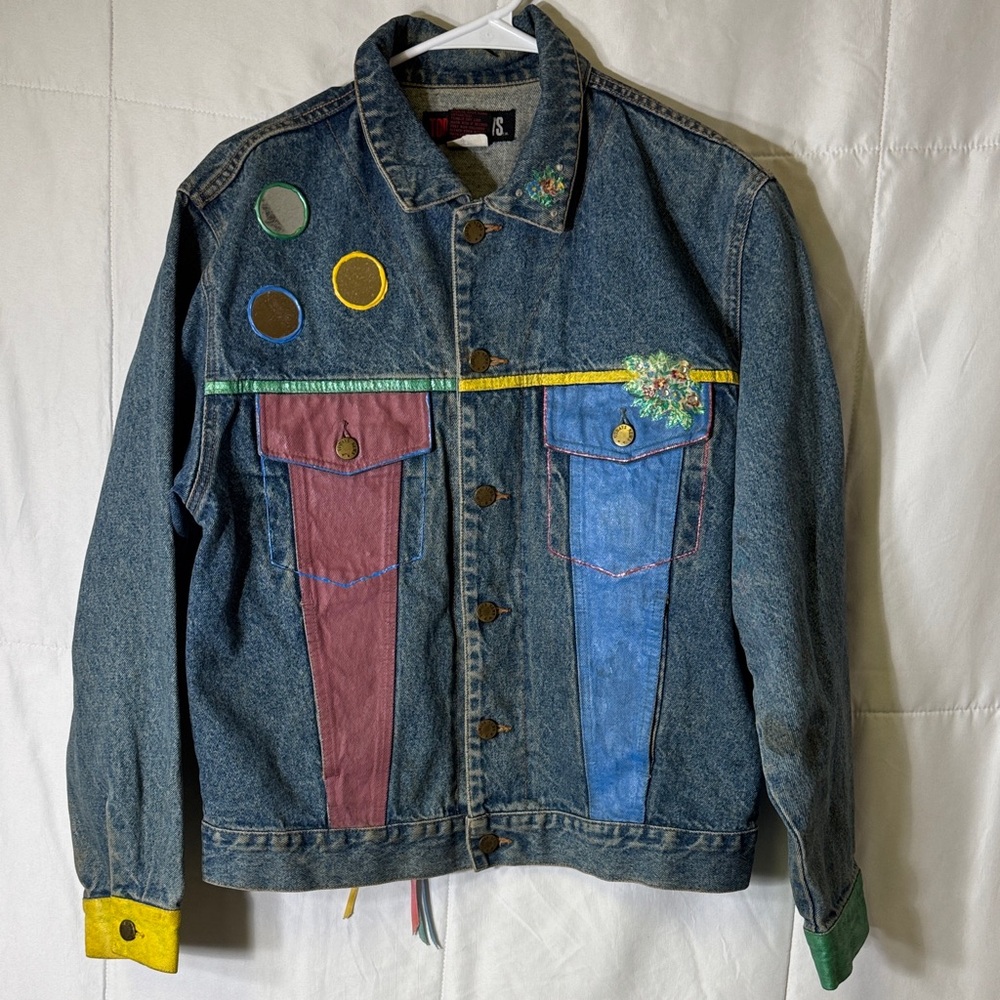 Vintage 90s Today’s News Statement Denim Jacket Carousel Horse Graphic‎ small